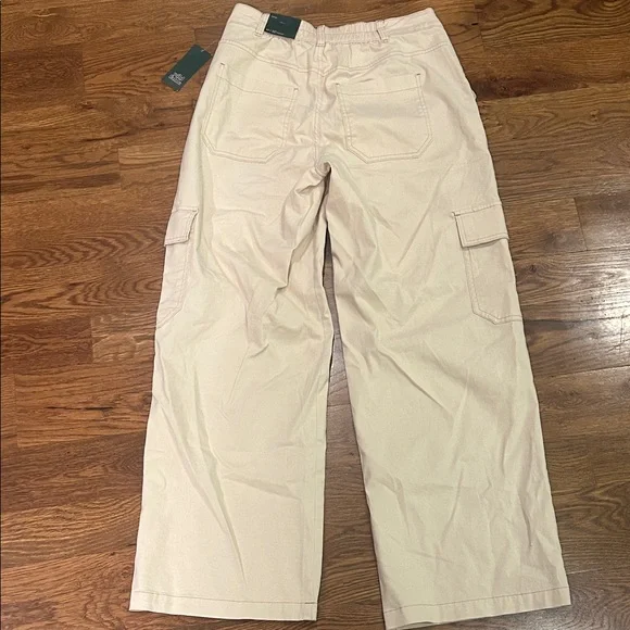 Women’s Wild Fable Tan Cargo Pants (M) - Picture 5 of 7